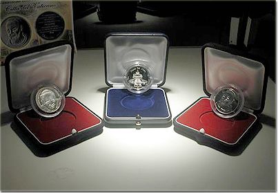 La collezione celebrativa dedicata ai Papi